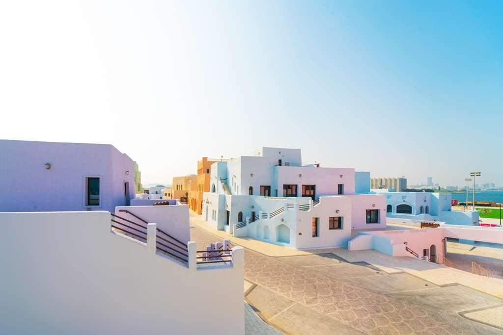 Mina Hotel & Residences Доха Екстериор снимка